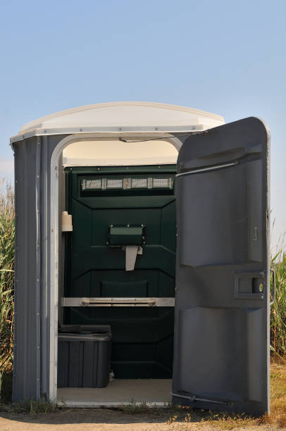Portable Toilet Options We Offer in Santa Venetia, CA